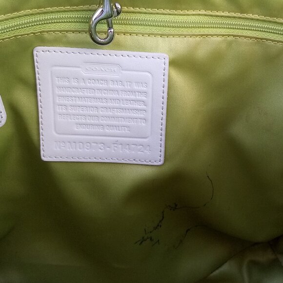 Coach F14724 Limited Edition Signature Bleecker Daisy Tote Bag Purse - Picture 4 of 11